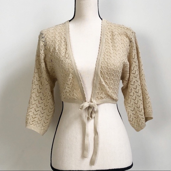 a.n.a Sweaters - a.n.a. Crochet Cropped Boho Tie Bolero Shrug Sz L